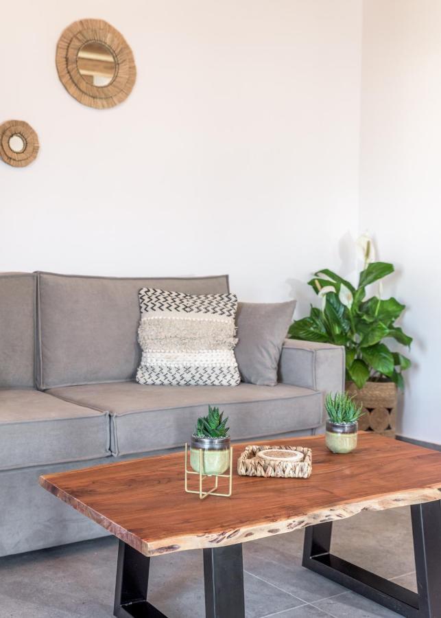 Esperanza Apartments Adámas Extérieur photo